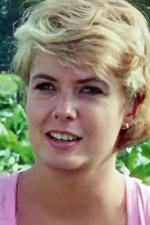 Liz Warrington profile