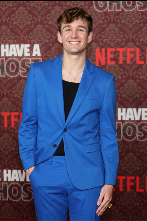 Carter Kench profile