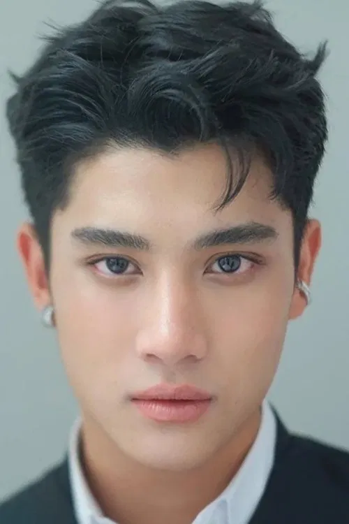 Tthuchh Khummuang profile