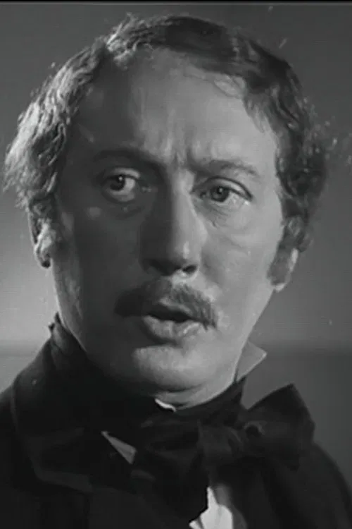 Nils Hultgren profile