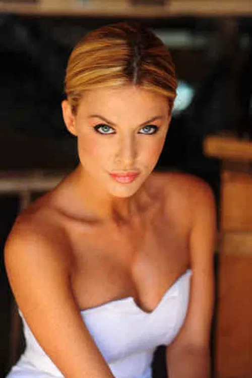 Micol Azzurro profile