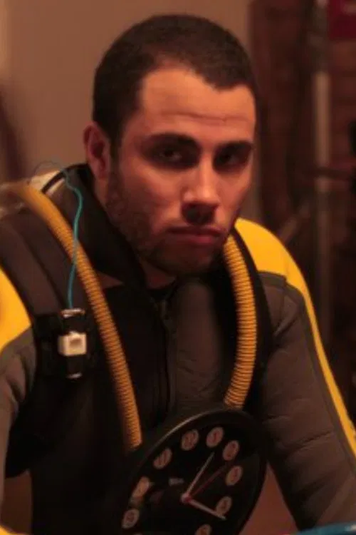 Osiris Larkin profile