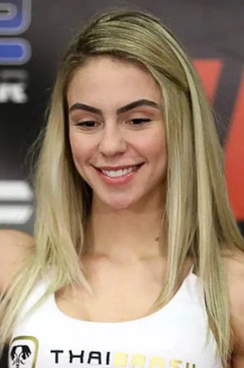 Nicolle Caliari profile