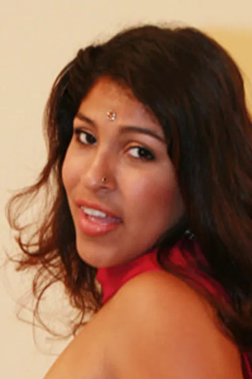 Isabella Cruz profile