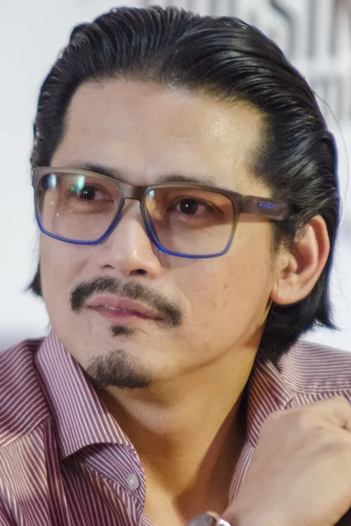 Robin Padilla profile