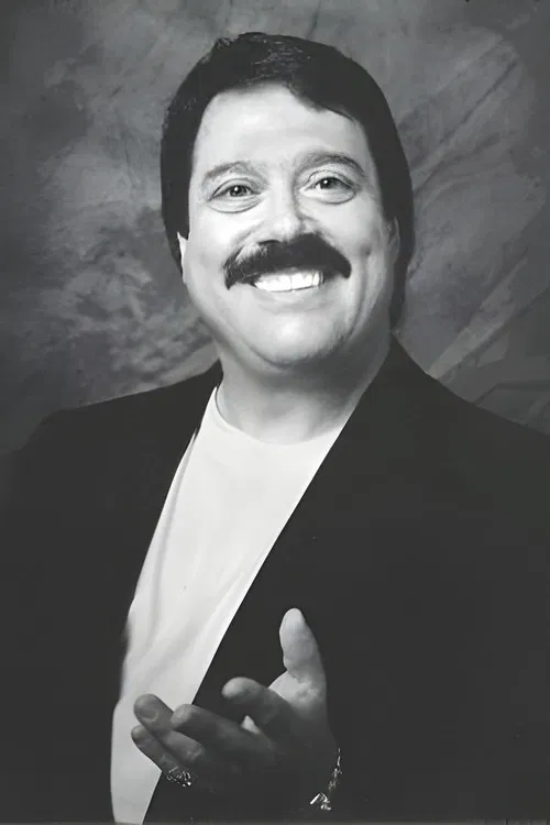 Lee Marshall profile