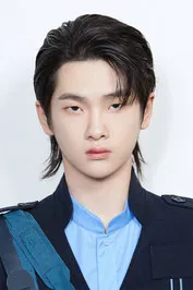 Zhou Zhennan profile