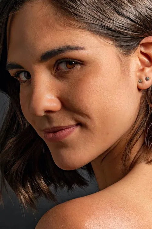 Lorién Sauret profile