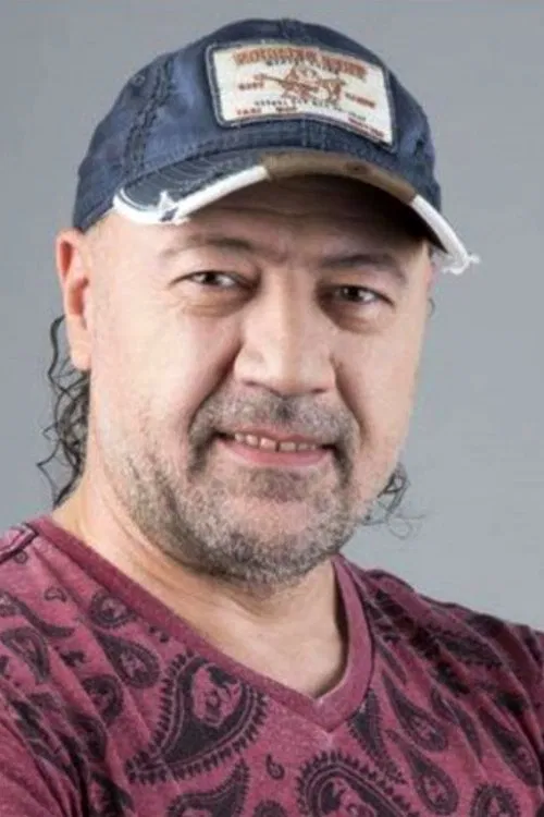 Tata Simonyan profile