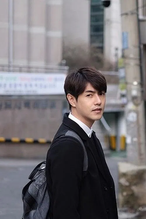 Kanist Piyapaphakornkoon profile