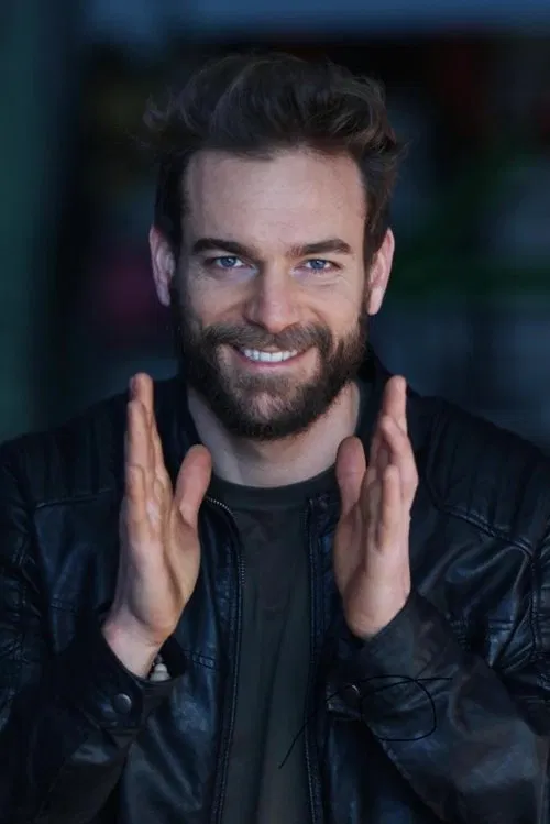 Lorenzo Buran profile