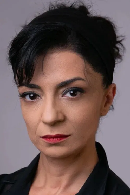 Özlem Turhal profile