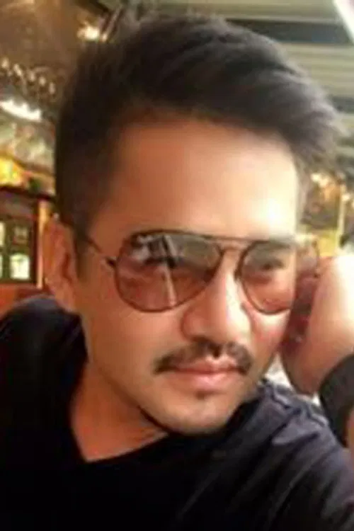 Ruengrit Wisamol profile