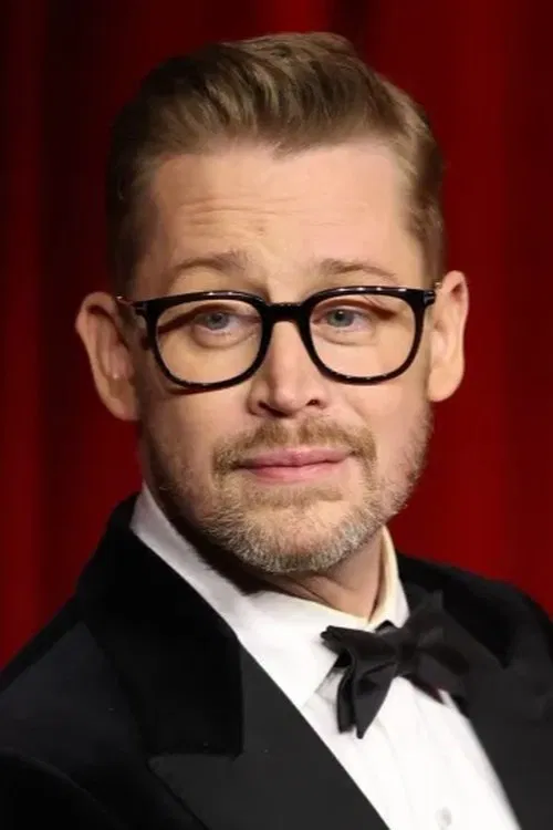 Macaulay Culkin profile