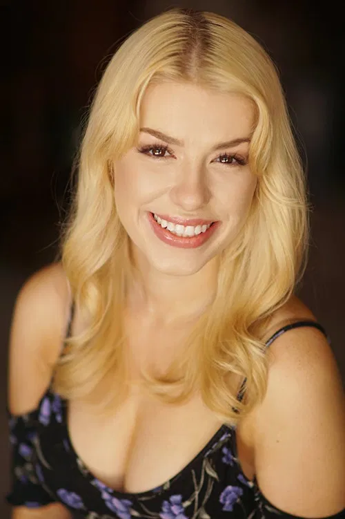 Elizabeth Mears profile