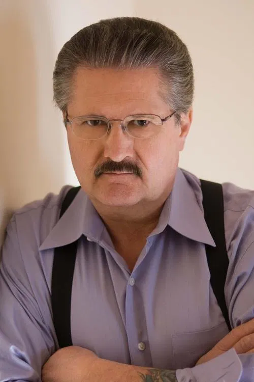 Robert Bizik profile