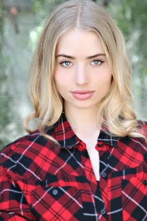 Elisabeth Ferrara profile