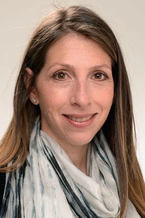 Hilla Medalia profile