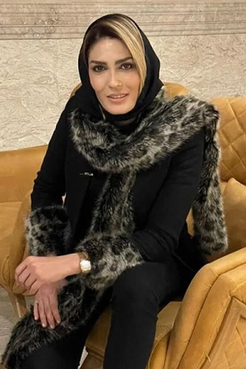 Elaheh Mansoorian profile