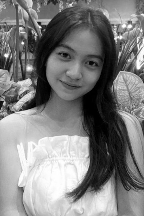 Alexandra Valia profile