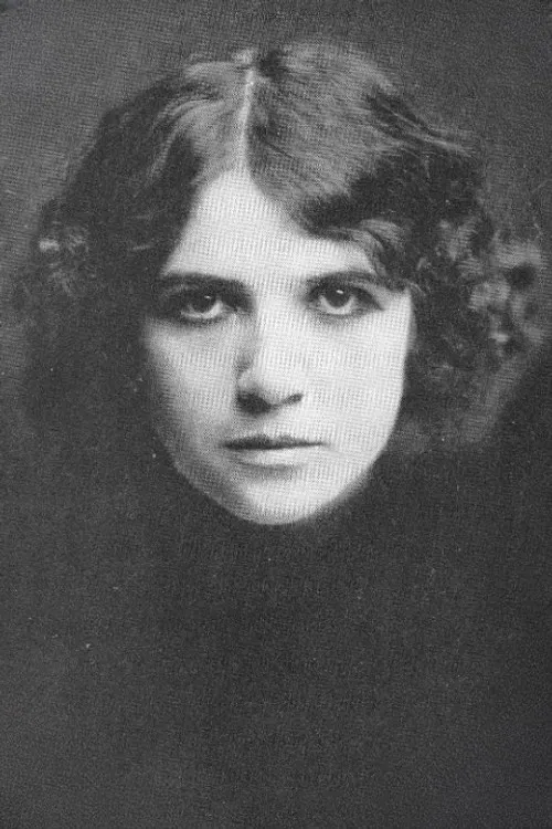 Mona Darkfeather profile