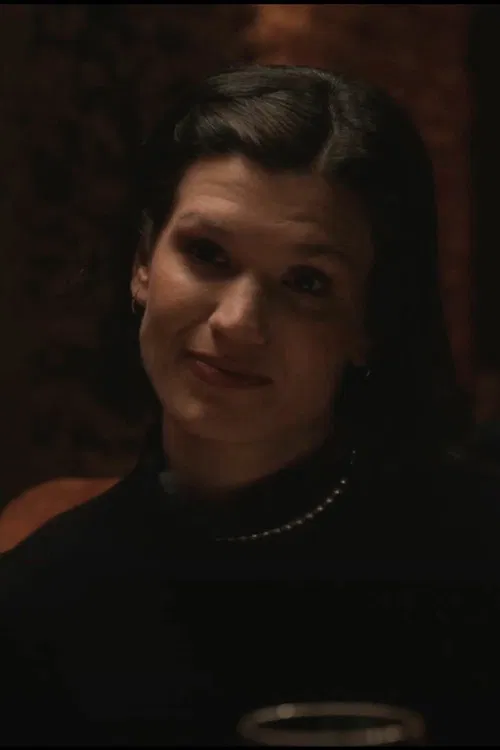 Victoria Pepe profile