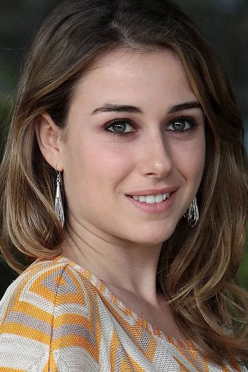 Nina Torresi profile