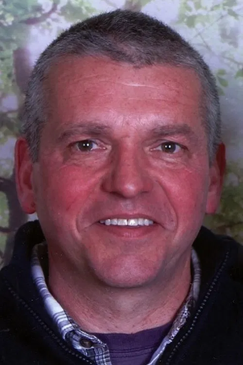 Peter Llewellyn Williams profile