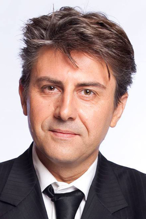 Simon Palomares profile