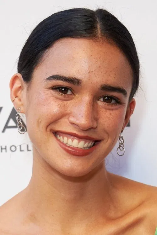 Emma Pasarow profile