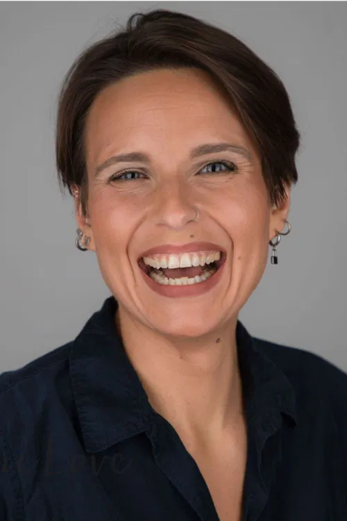 Jaime Warburton profile