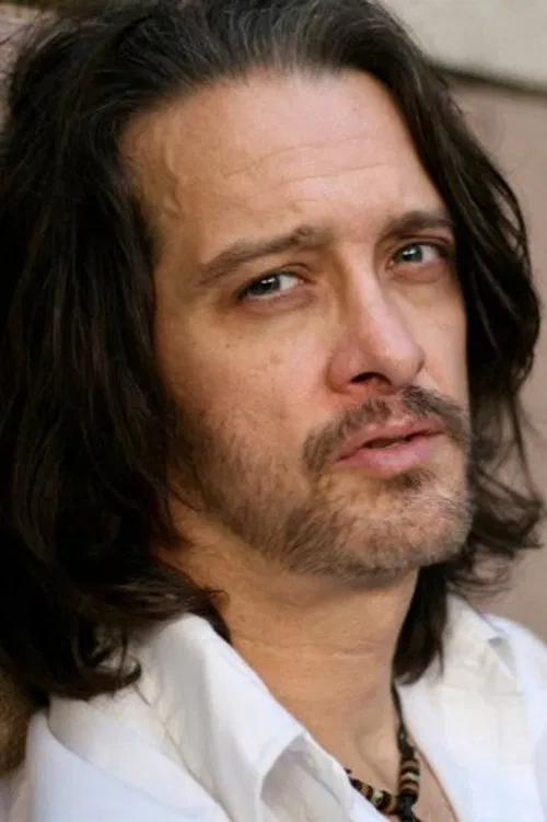 Carlos Larkin profile