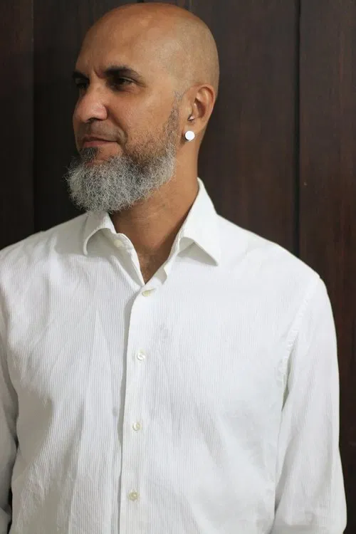 Nilton Resende profile