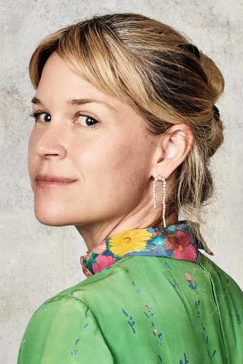 Tea Lindeburg profile