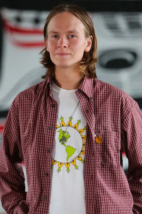 Dustin Henry profile