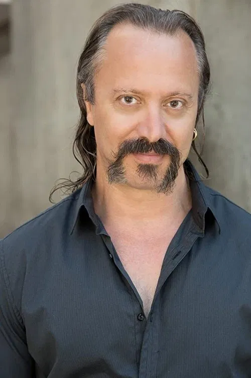 Ozzie Devrish profile