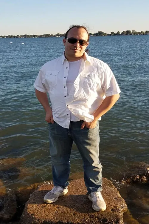 Robert Papineau profile