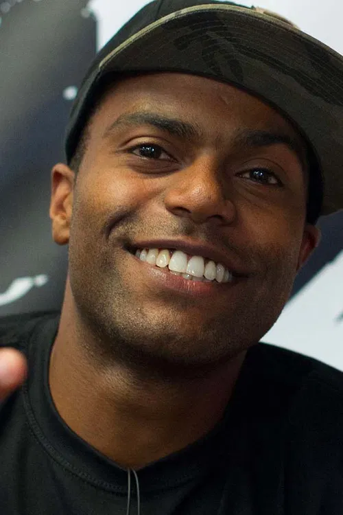 Alex Carolino profile