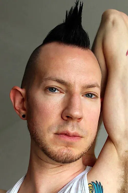 Lucius Cross profile