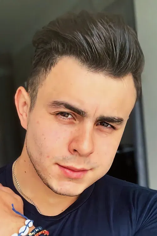 Антон Дмитриев profile