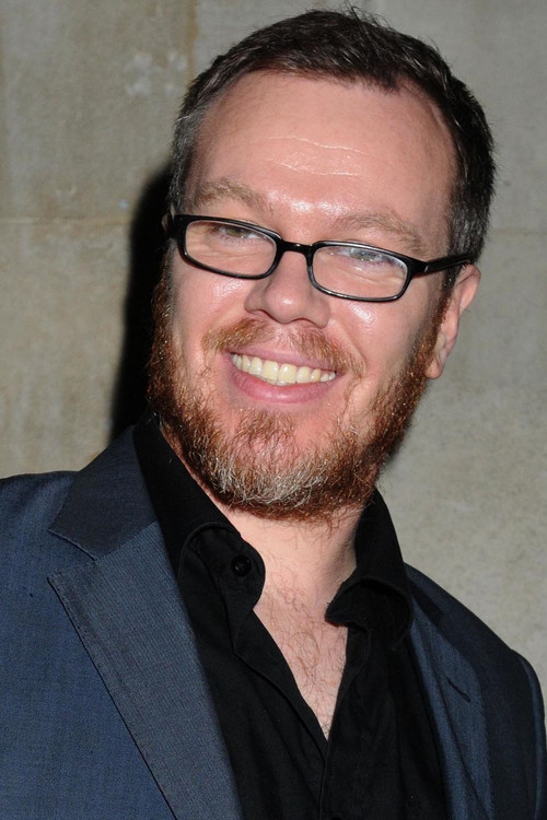 Ricci Harnett profile