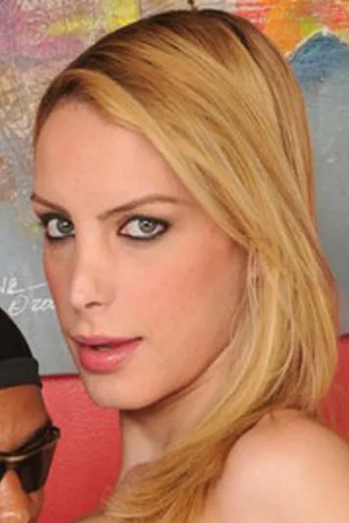 Paola Vieira profile