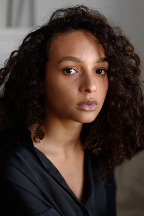 Célia Lebrument profile