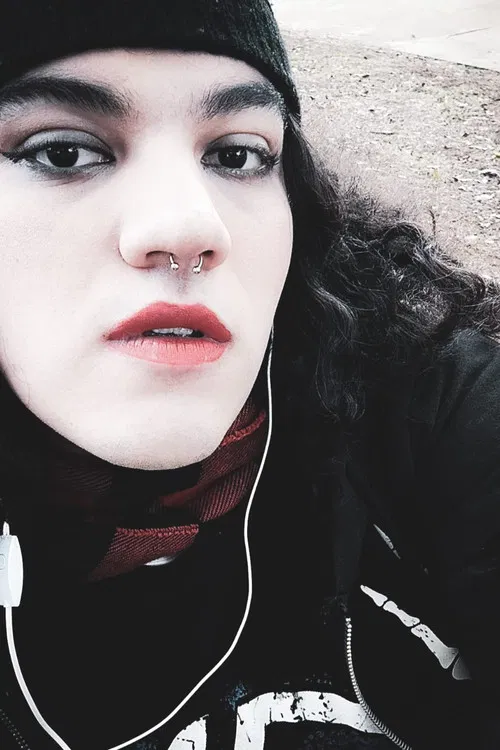 Giovanna Pedroso profile