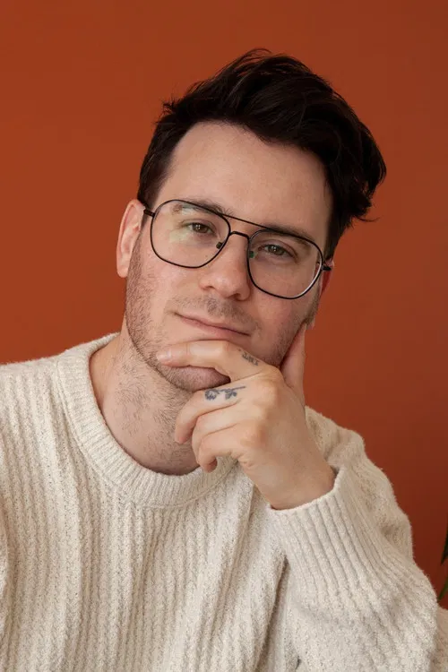 Anthony Deveney profile