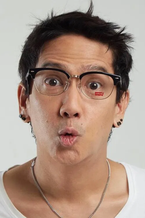 Paopon Thephasdin profile