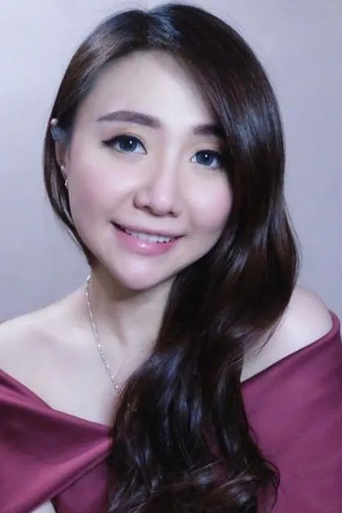 Jessyca Stefani Auryn profile