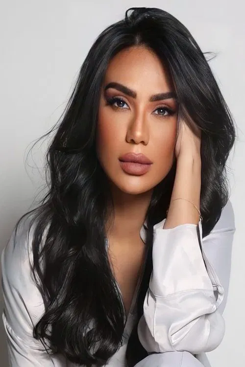 Lubna Abdulaziz profile