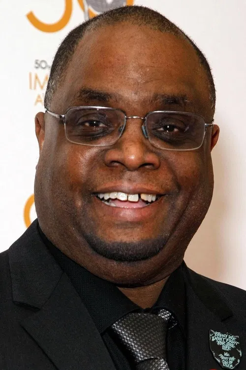 Geoffrey Thorne profile