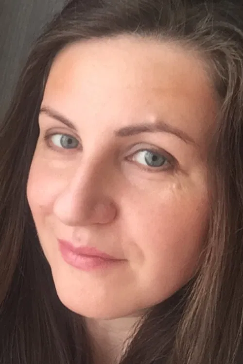 Edina Umerova profile